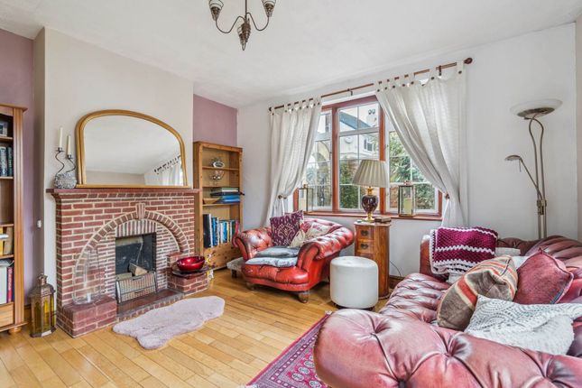 835 St. Albans Road, Watford photo 3