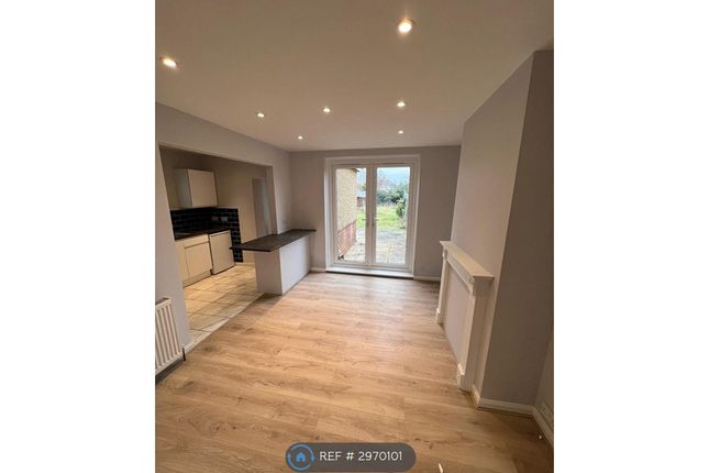 Warren Avenue, Southampton, Southampton photo 3