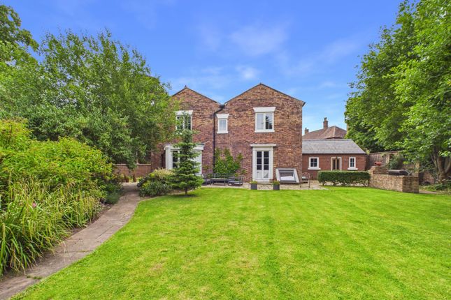 The Old Rectory, Church Street, Broseley photo 3
