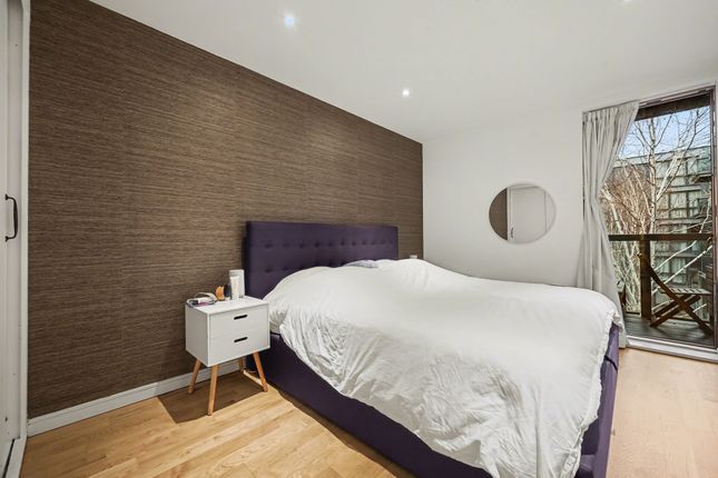 Flat 42, 41 Provost Street, London photo 3