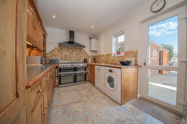 16, Friars Road, Eastleigh photo 4