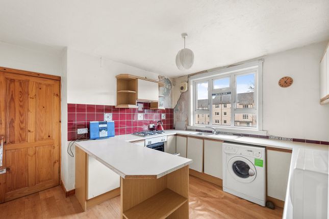 Flat for sale in Gilchrist Drive, Falkirk