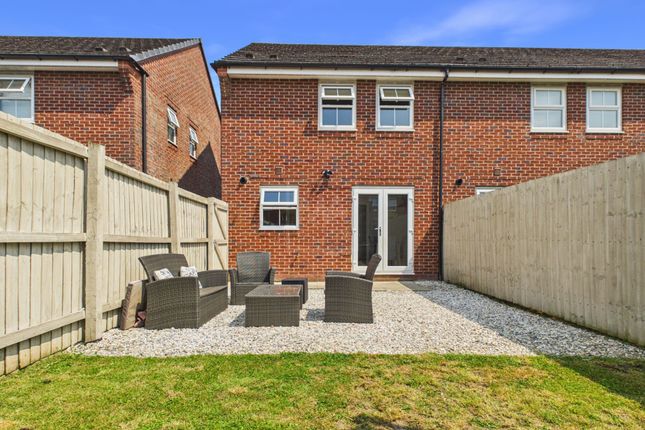 18 Rose Creek Gardens, Warrington photo 3
