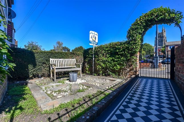 3-bed terraced on Station Road, Tenterden, £500,000