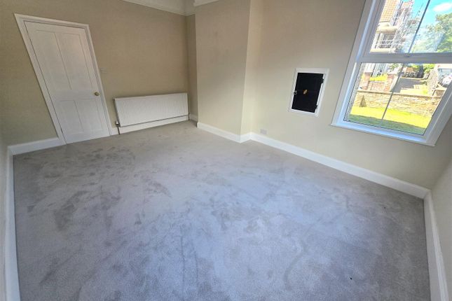 115, Lowestoft Road, Great Yarmouth photo 4