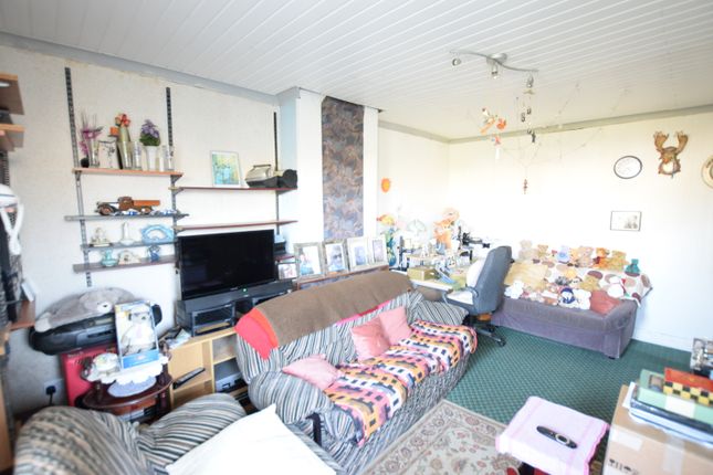 21, Marine Avenue, Pevensey Bay photo 3