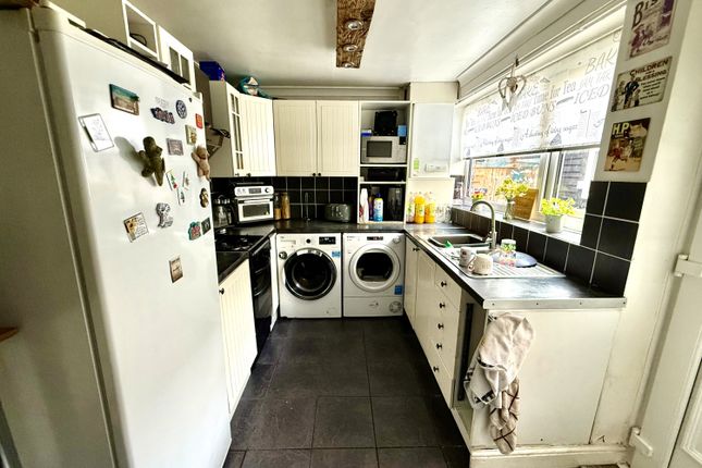 10, Windsor Street, Hartlepool photo 4