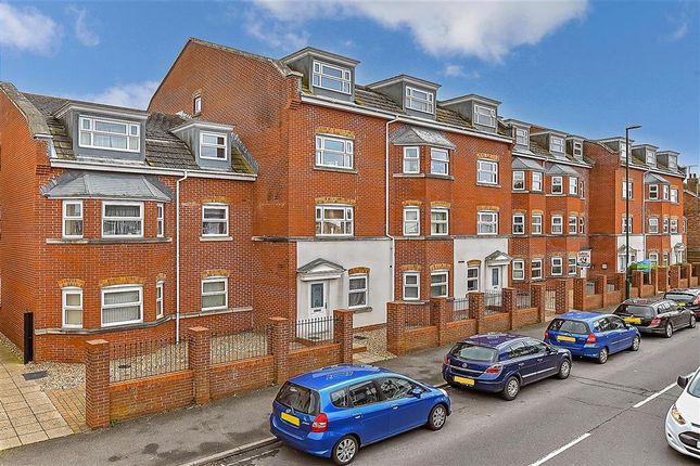 Flat for sale in Longford Road, Bognor Regis, West Sussex