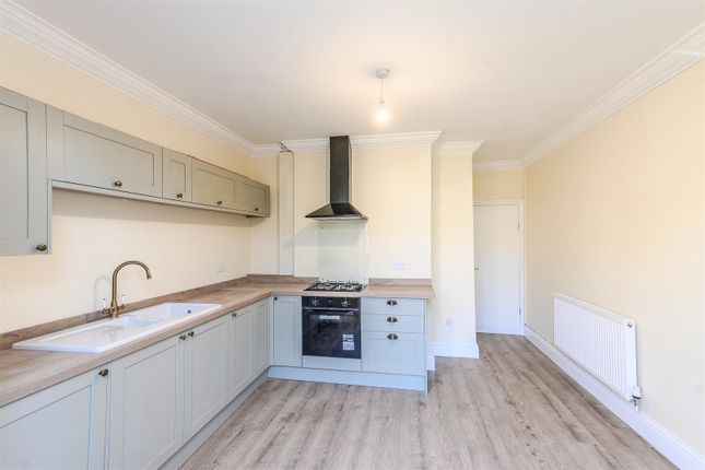 33, Romilly Road, Barry photo 4