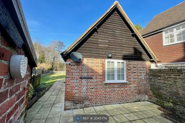 Bungalow to rent in Old Forge Cottage, Brasted, Westerham