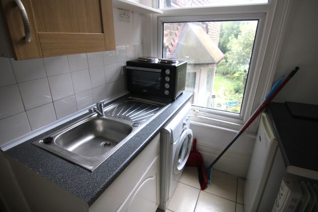 Wightman Road, London photo 2