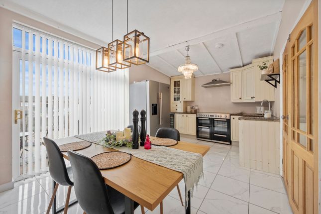 9 Regent Avenue, St. Helens photo 3