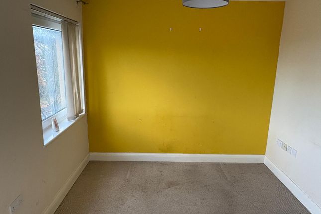 61 Mimosa, Glanfa Dafydd, Barry photo 5