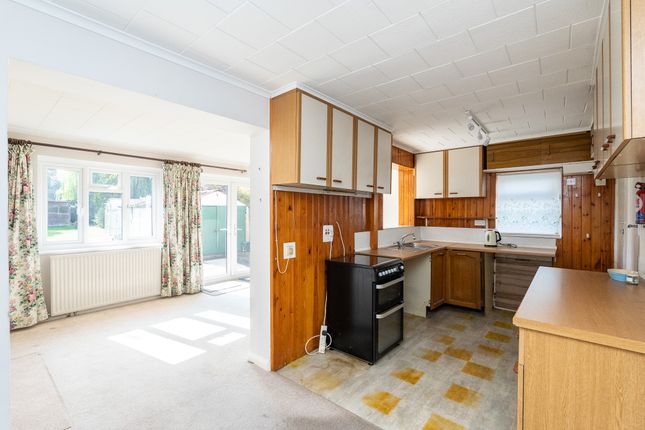 2, Boxhill Way, Betchworth photo 4