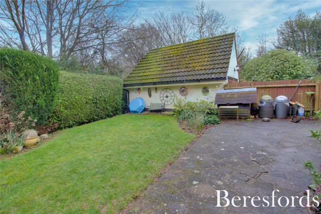 Bungalow for sale in Foxborough Chase, Stock