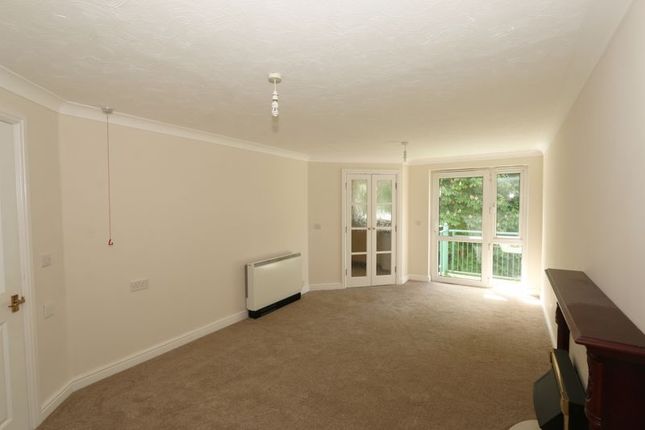 1 bed flat for sale in St Georges Court, Ferndown BH22