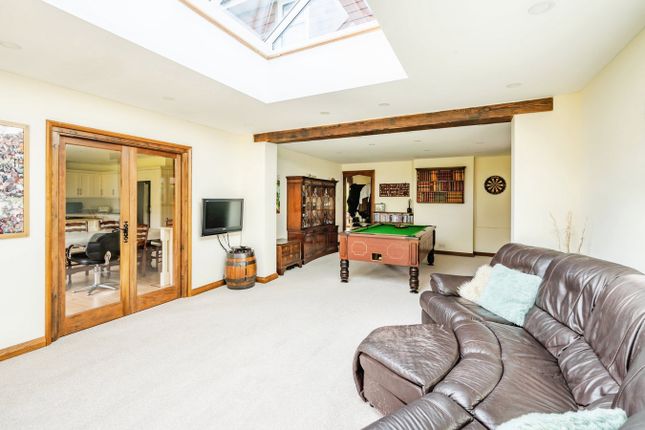 14, Chyngton Road, Seaford photo 3