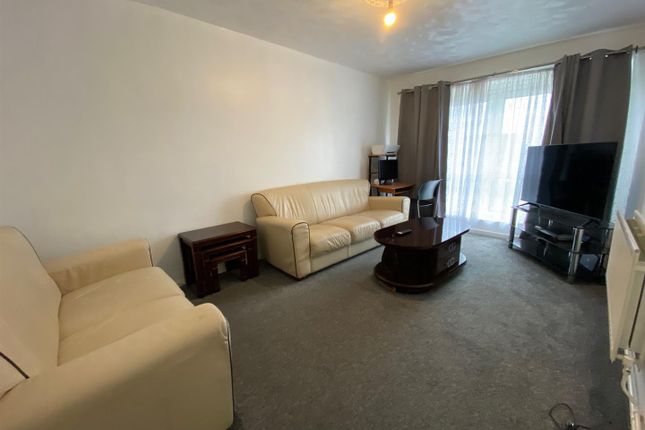 45, Salisbury Road, Dagenham photo 3