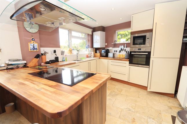 4, Harrold Road, Wellingborough photo 2