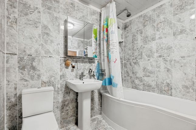 27, Villiers Street, Lancashire photo 4