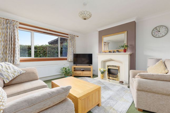 28 The Cedars, Alloa photo 3