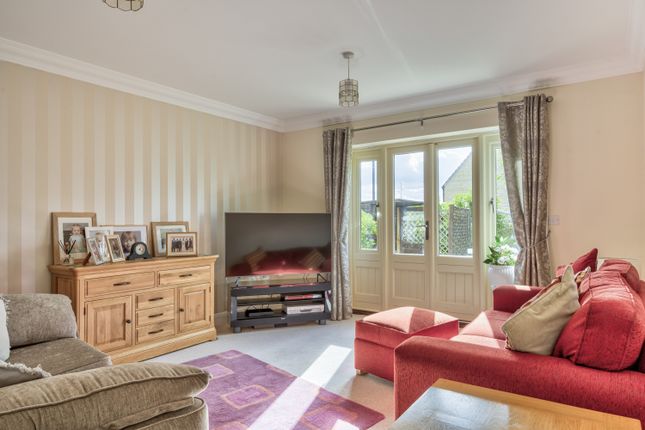 SHILHAM WAY, CIRENCESTER photo 4