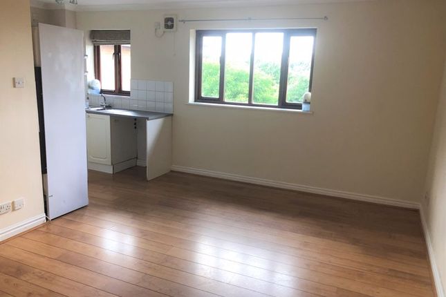 46 the Albany, Primrose Hill, Daventry photo 2