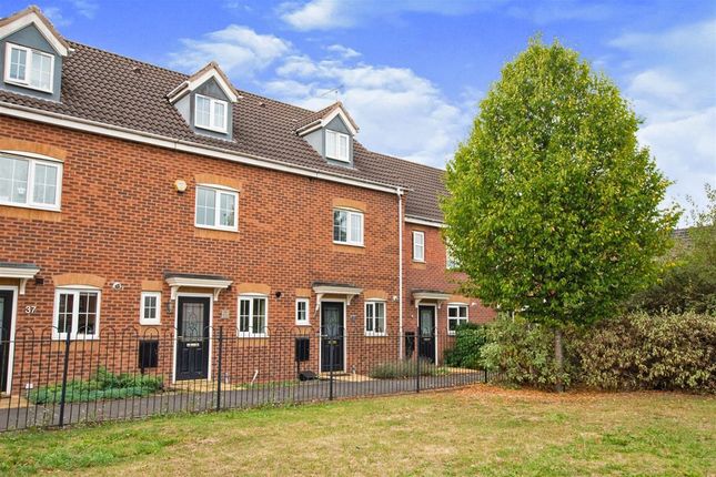 Thumbnail Property to rent in Castilla Place, Stretton, Burton-On-Trent