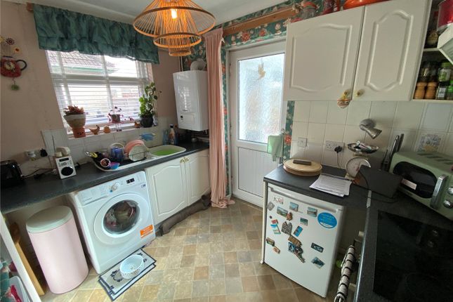 4, Milford Drive, Bournemouth photo 3