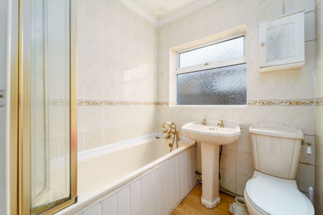 Semi-detached bungalow for sale in Kingsway, Stanwell, Staines-Upon-Thames