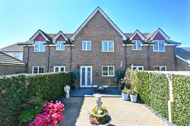 18, St. Lawrence Place, Eastbourne photo 4