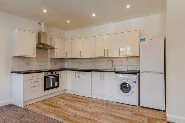 12b, Lower Road, Rickmansworth photo 2