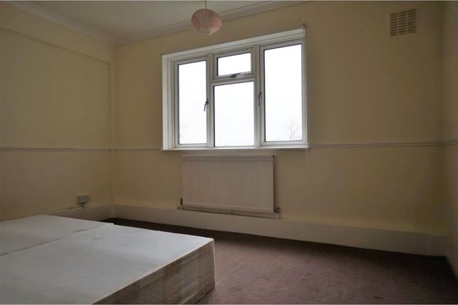 Flat to rent in Anerley Road, London