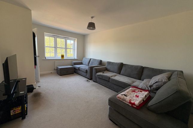 7, Barnes Way, Hull photo 2