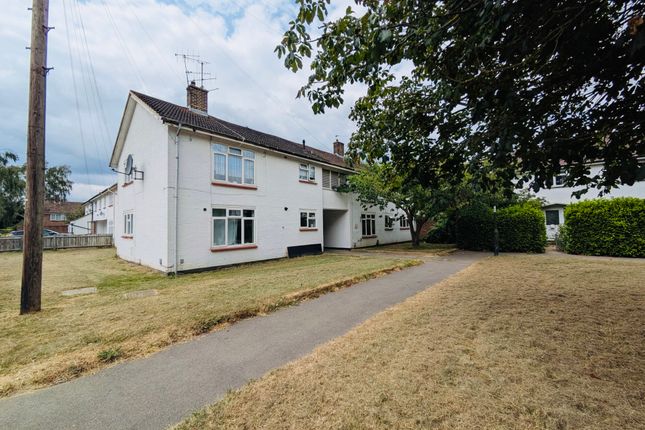 2-bed flat on 72, Crawley, £1,600/mo