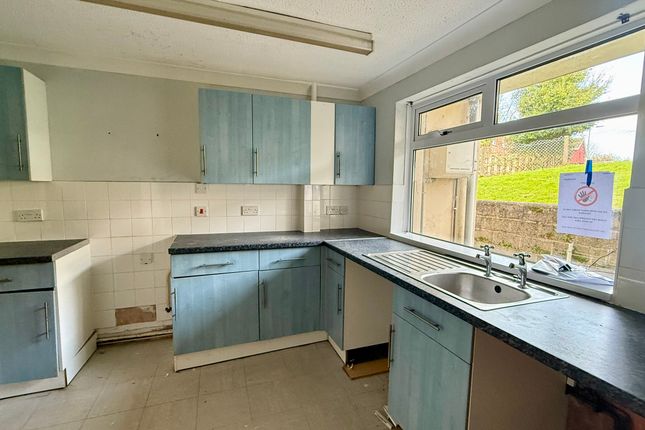 17, Parkers Close, Totnes photo 2