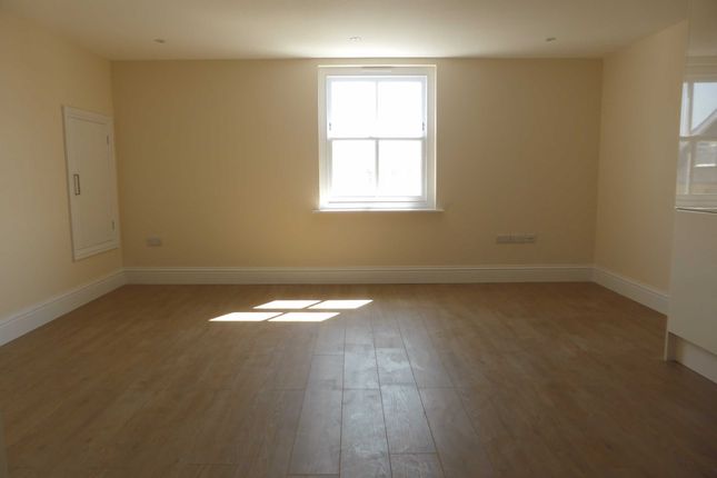 Flat B, 1, Princes Street, Bude photo 3