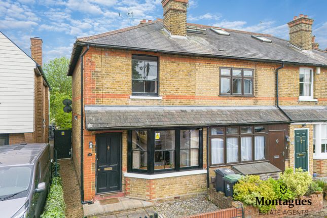 Cottage for sale in Woburn Avenue, Theydon Bois