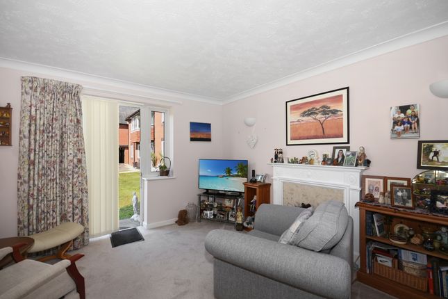 9 Cedar Court, Woodbury Lane, Tenterden photo 4