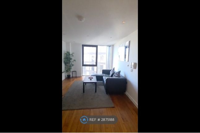 Apt  City Lofts St Pauls, St Pauls Square, Sheffield photo 5
