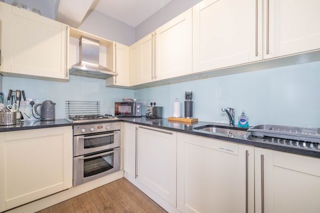 Flat 3, 185, Old Dover Road, Kent photo 4