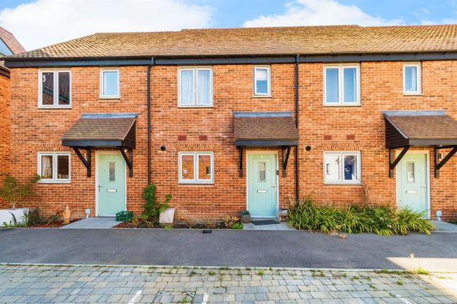 Thumbnail Terraced house for sale in Lodge Walk, Fair Oak, Eastleigh