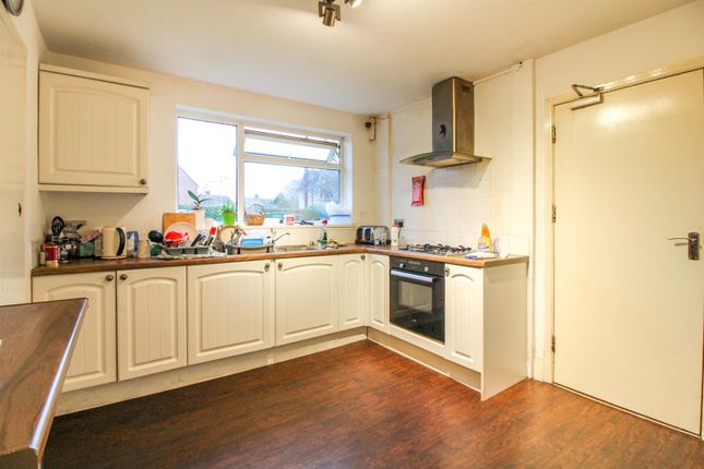 Maisonette for sale in Whaddon Chase, Aylesbury