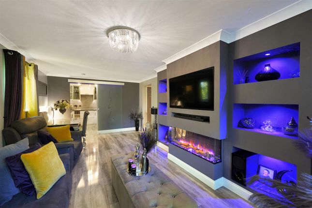 Flat 30, Bishops Court - 3c1Pzmfpzscvanuql4Pa.Jpg