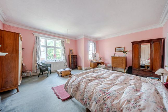 46, Hardy Road, London photo 4