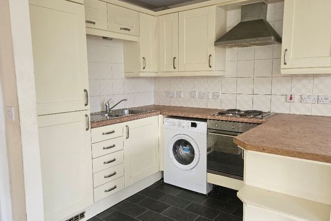 12, Wellfield Mews, Dewsbury photo 2