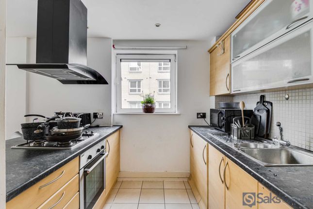 Thumbnail Flat to rent in Westferry Road, Canary Wharf