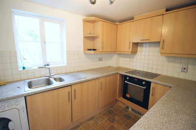 45 Peatey Court, Princes Gate, High Wycombe photo 5
