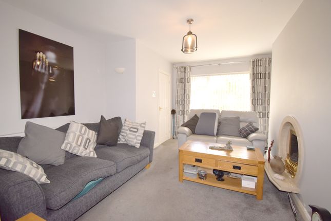 99, Yewdale Crescent, Coventry photo 4