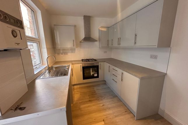 Strode Road, Wellingborough photo 5